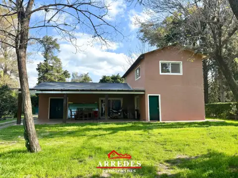 Venta · Casa  4 ambientes · Lote de 2316 m2 · Los Pinos 100