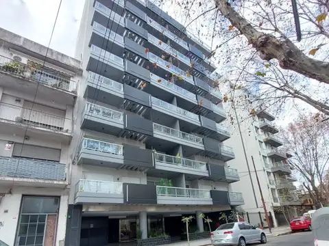 Depto V.luro Dante 200. 4 Amb. Frente Balcon