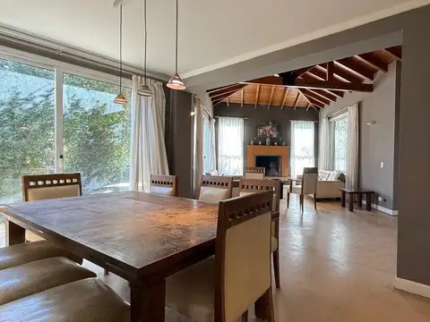 Casa en Venta al Oeste