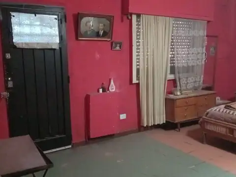 Calle el Salvador 6900