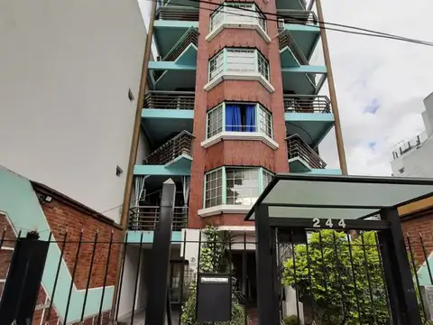Departamento Dos Ambientes. Moron