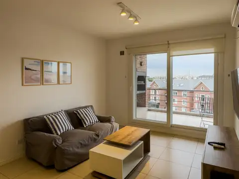 Departamento en Alquiler con 1 cocheras