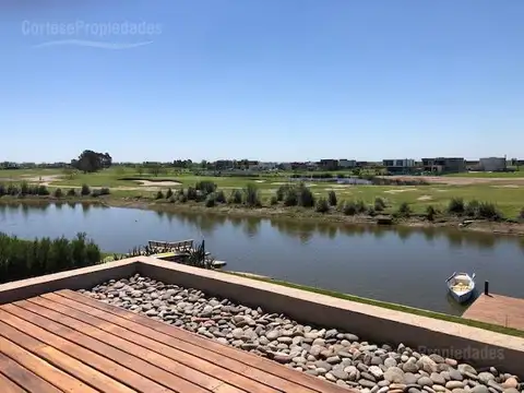 Casa en Alquiler de 4 dormitorios