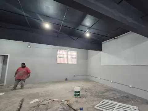Avalos 300, Piso 1