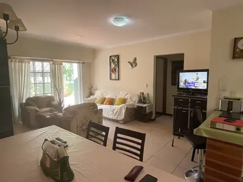 Depto Tipo Casa en Venta de 2 dormitorios