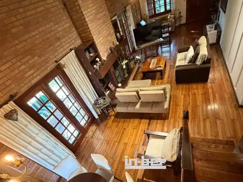 Casa 7 ambientes con 3 baños