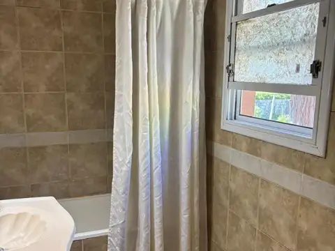 Casa en Alquiler de 4 dormitorios