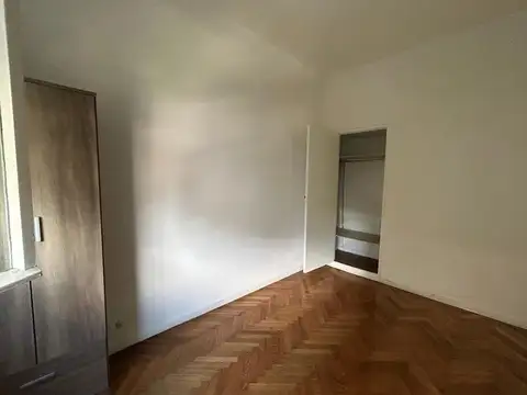 3 Amb con dependencia y 2 baños  65 m2