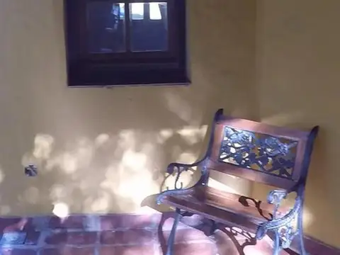 Casa 7 ambientes con 4 baños