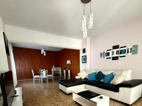 Dr. Alejandro Posadas 2700, Piso 2