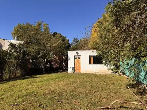 Casa 3 ambientes con 1 baño