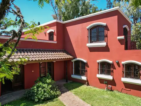 Casa en Venta de 5 dormitorios
