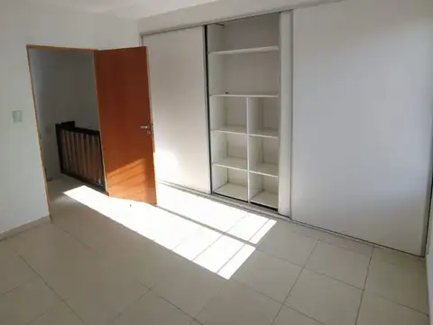 DUPLEX EN VENTA - BARRIO PRIVADO COMPLEJO HOLMBERG