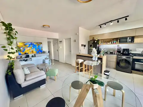 OPORTUNIDAD  -  2 AMB  CON BALCON EN VILLA URQUIZA