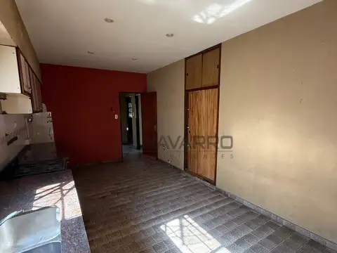 Casa 4 ambientes con 1 baño