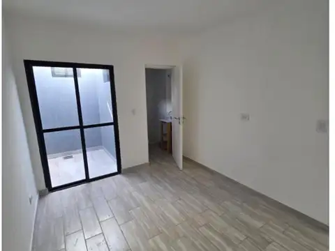 Depto Tipo Casa en Venta de 1 dormitorio