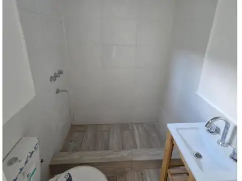 Depto Tipo Casa 2 ambientes con 1 baño