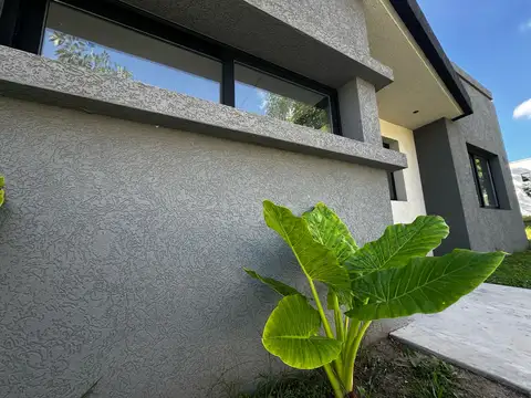 Casa - Pilar Del Este