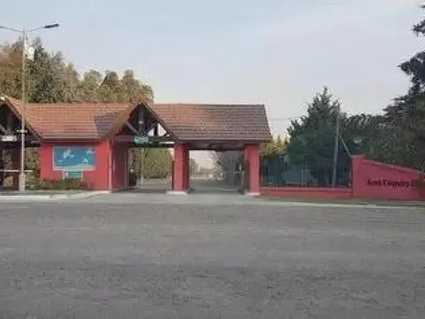 Aero Country Club