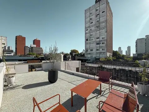 Casa 6 ambientes con 2 baños