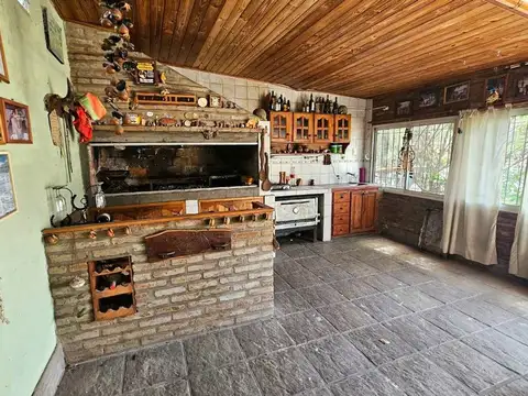 Casa en Venta con 1 cochera