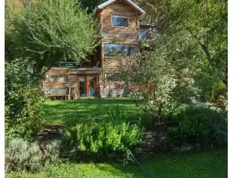 Casa 3 dormitorios B° Los Robles