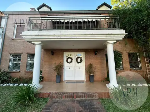 VENTA | RESIDENCIA DE CATEGORÍA – POSADAS