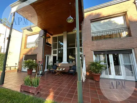 Casa en Venta de 6 dormitorios