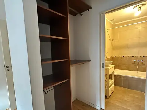 Departamento en Alquiler de 4 ambientes