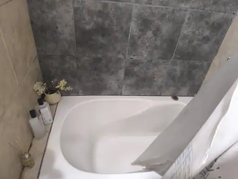 Depto Tipo Casa en Venta con 1 cocheras