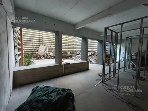 Venta y Alquiler Local Haedo