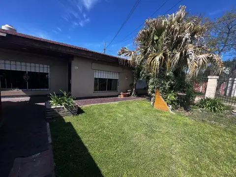 Casa en Venta en Moreno, USD 147.000
