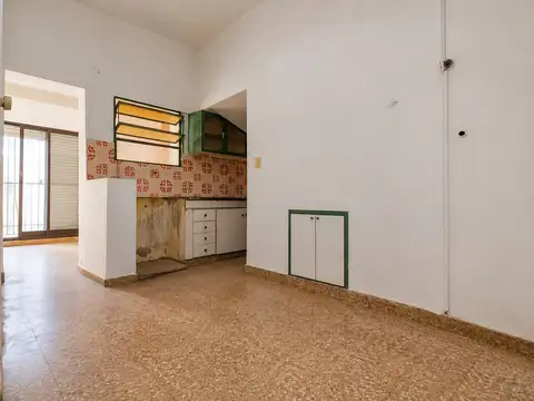 Depto Tipo Casa en Venta 56 años