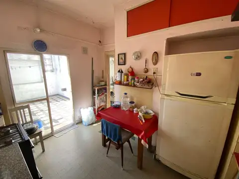 Depto Tipo Casa en Venta 40 años