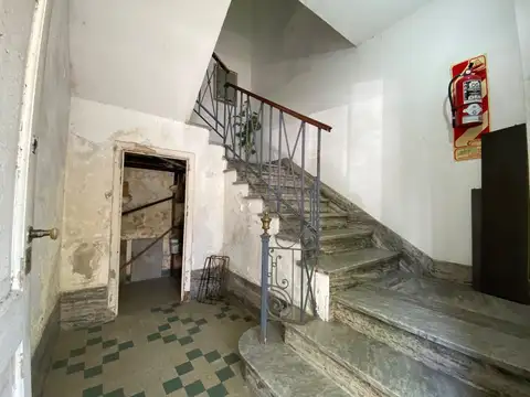 Ventura Bosch 7100, Piso 1