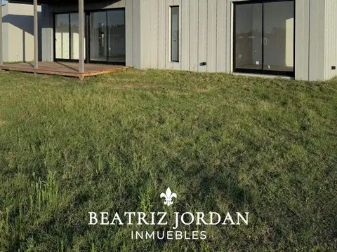 CASA 4 AMBIENTES EN VENTA, BARRIO PRADERAS I, LOS CARDALES