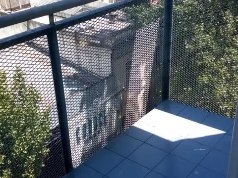 3 AMBIENTES CON DOS BALCONES