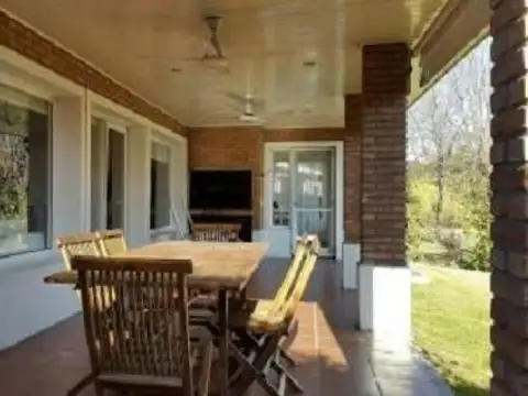 Casa  en Venta en La Delfina, Pilar, G.B.A. Zona Norte