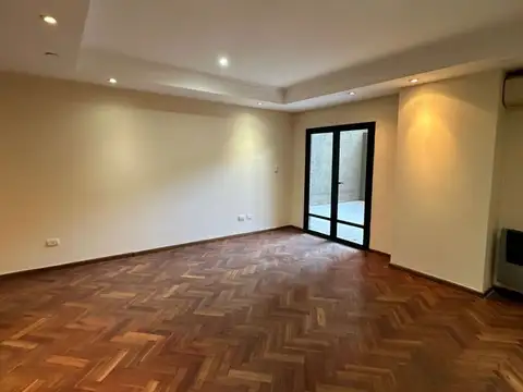 Departamento en Alquiler en Barrio Norte, $ 850.000