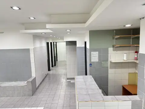 Local en Alquiler en Munro-Este, $ 2.200.000