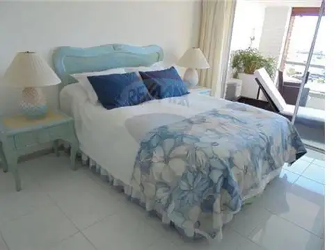 Departamento 5 ambientes con 3 baños