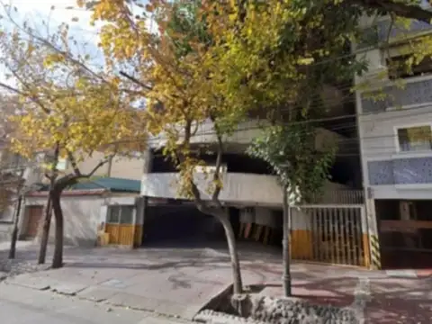 COCHERA PRIVADA VENTA. GARAGE PATRICIAS.