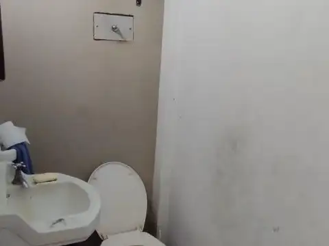 PH DE TRES AMBIENTES,EN MUY BUENA UBICACION