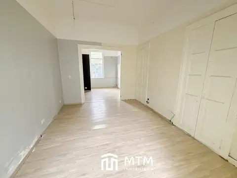 Local en Alquiler en Alberdi, $ 400.000