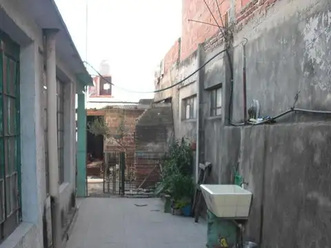 El Jazmin  4900