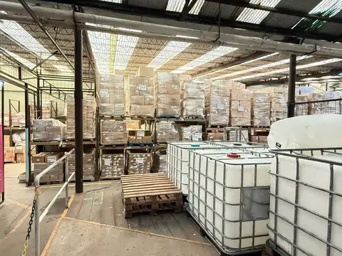 Galpon en Alquiler 48  mts Fondo