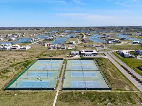 Terreno en Venta 20  mts Frente