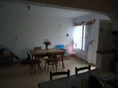 DUPLEX 4 AMBIENTES EN SANTA TERESITA