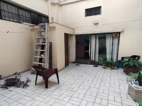 Depto Tipo Casa en Venta en Almagro, USD 125.000