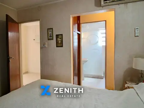 VENTA CASA 4 DORMITORIOS MICROCENTRO